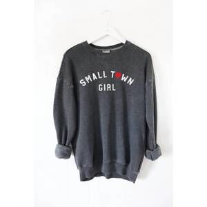 NEW OAT COLLECTIVE small town girl mineral graphic sweatshirt in vintage black